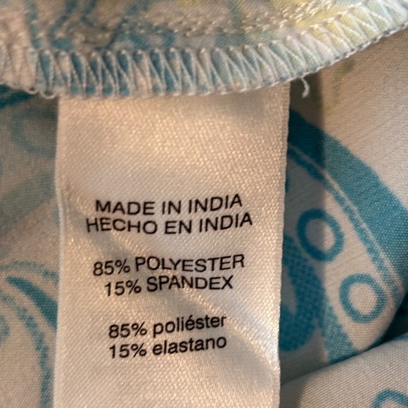 Chico's Size 1 White Blue Paisley Print Top Women's Size Medium - Picture 10 of 12